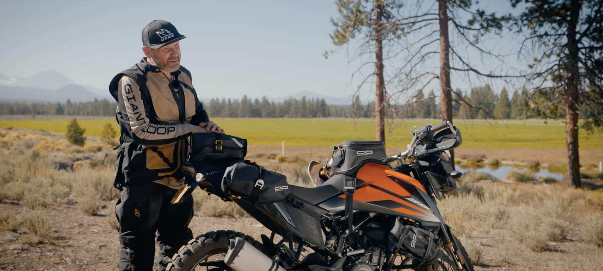 Possibles Pouch Motorcycle Luggage – Giant Loop